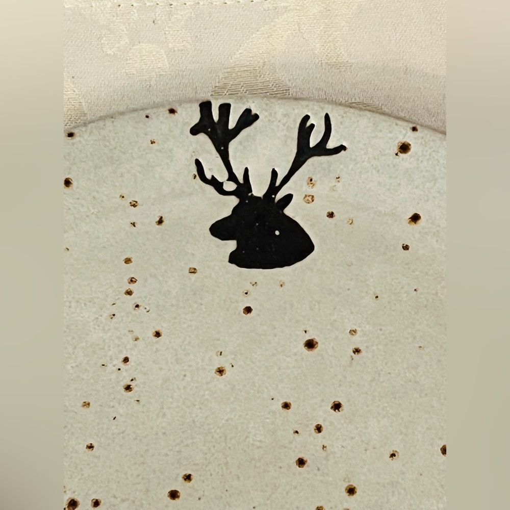 NWOB Pottery Barn Rustic Reindeer Terracotta Dinner Plates S/4 Christmas Holiday - Picture 9 of 16